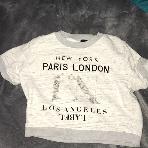 Sweater crop top 🥂 - Picture 1 of 3